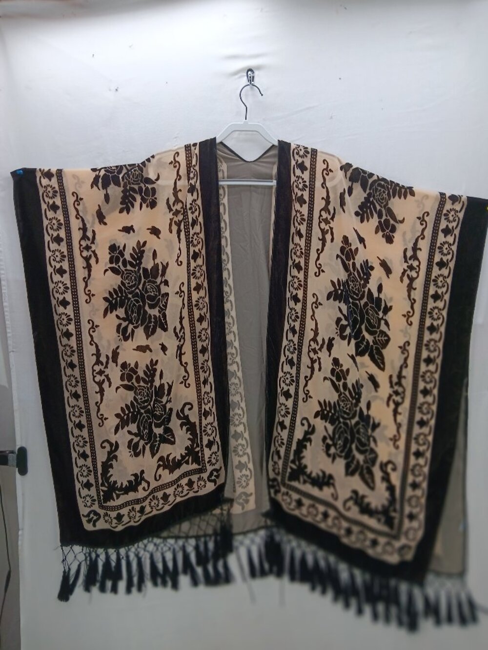 Women's One Size Boho Floral Tapestry Vest Black Beige Fringe Open Front